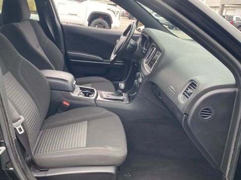 Used 2023 Dodge Charger SXT image 17