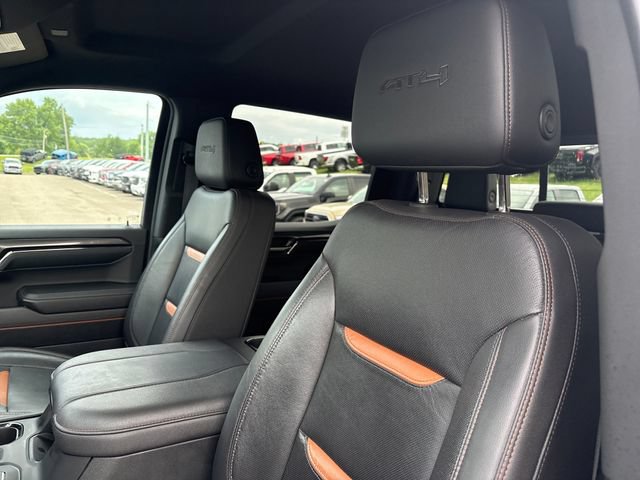 Used 2024 GMC Sierra 1500 AT4 w/ AT4 Preferred Package AWD/4WD image 9