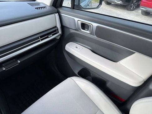 Used 2024 Hyundai Santa Fe SEL FWD image 21
