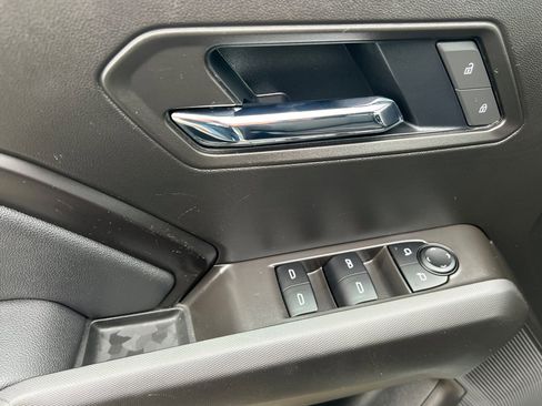 Used 2025 GMC Canyon Elevation w/ Convenience Package image 10