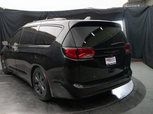 Used 2019 Chrysler Pacifica Limited w/ Advanced Safetytec Group image 10