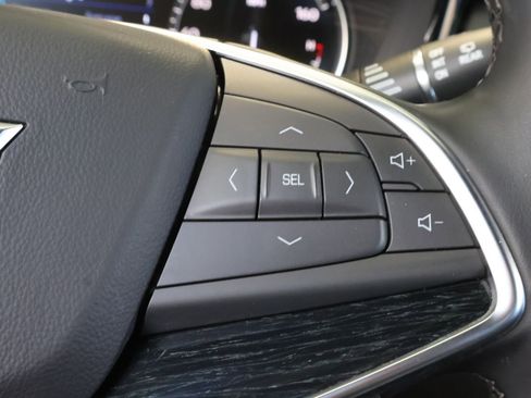 Certified 2025 Cadillac XT5 Premium Luxury image 22