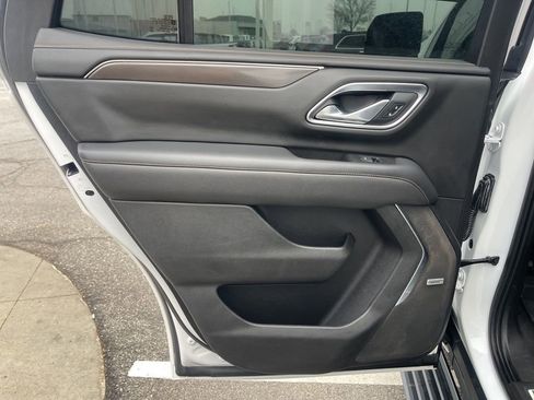 Used 2021 GMC Yukon AT4 w/ AT4 Premium Plus Package image 23