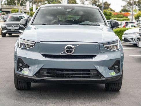 Used 2023 Volvo C40 P8 Recharge Plus AWD/4WD image 4