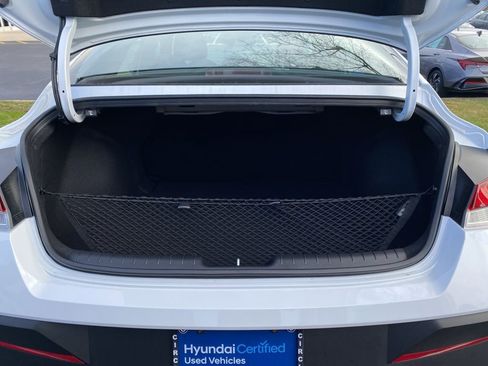 Certified 2025 Hyundai Elantra Sport image 15