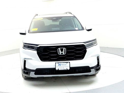Used 2023 Honda Pilot Touring image 8