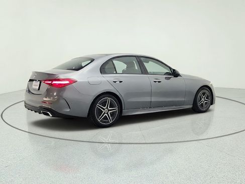 Used 2022 Mercedes-Benz C 300 Sedan image 5