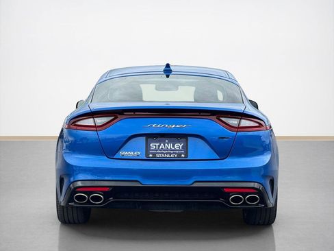 Used 2020 Kia Stinger GT1 RWD image 6