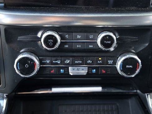 Used 2023 Ford F150 Lariat image 19