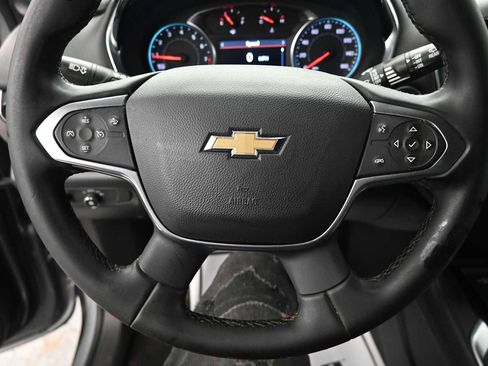 Used 2023 Chevrolet Traverse LT FWD image 12