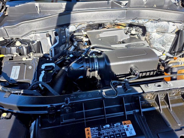 Used 2020 Ford Explorer XLT w/ Equipment Group 202A AWD/4WD image 22