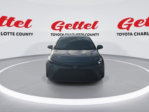Certified 2023 Toyota Corolla LE image 3