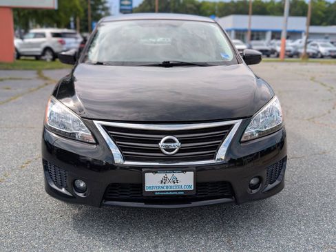 Used 2014 Nissan Sentra SR w/ SR Driver Package FWD image 12