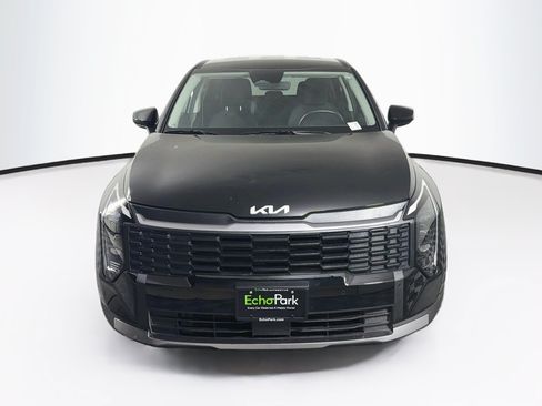 Used 2026 Kia Sportage LX FWD image 2