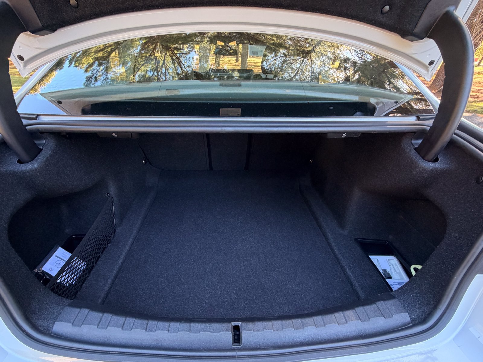 Used 2023 BMW 330i Sedan w/ Premium Package RWD image 17