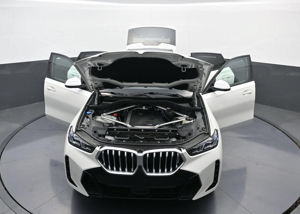 Used 2026 BMW X6 xDrive40i AWD/4WD image 39