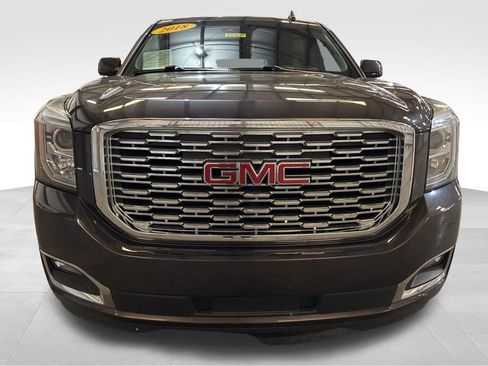 Used 2018 GMC Yukon Denali AWD/4WD image 8
