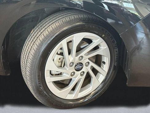 Used 2024 Subaru Impreza 2.0i AWD/4WD image 19