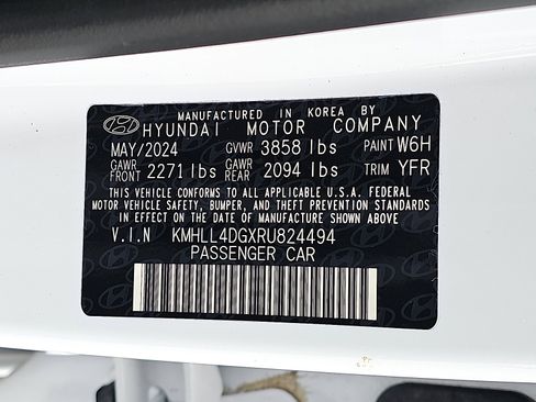 Used 2024 Hyundai Elantra SE image 25