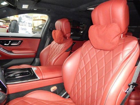 Used 2022 Mercedes-Benz S 580 4MATIC Sedan image 17