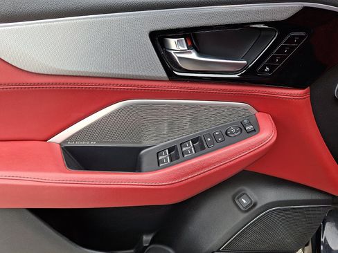 Used 2023 Acura MDX A-Spec image 15