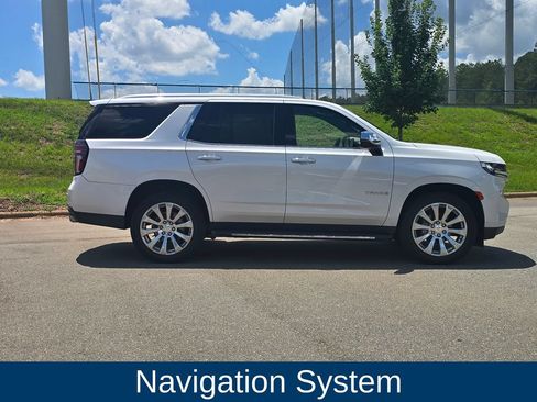Used 2021 Chevrolet Tahoe Premier AWD/4WD image 2