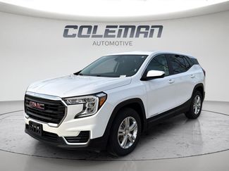 Used 2024 GMC Terrain SLE video 1