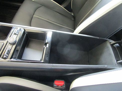 Used 2025 Kia K5 GT-Line image 28