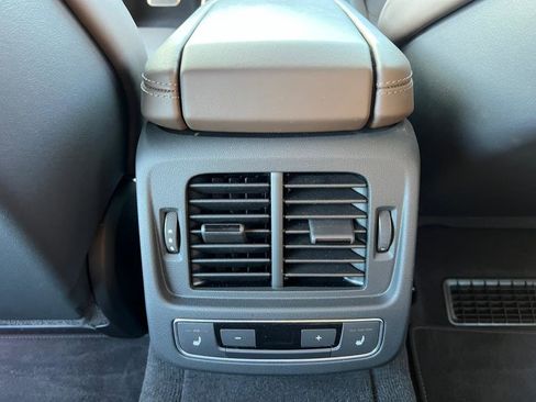 Used 2023 Audi RS e-tron GT w/ Carbon Performance Package image 55