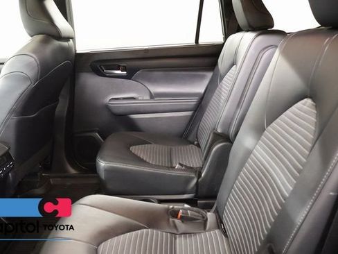 Certified 2026 Toyota Highlander XSE AWD/4WD image 34