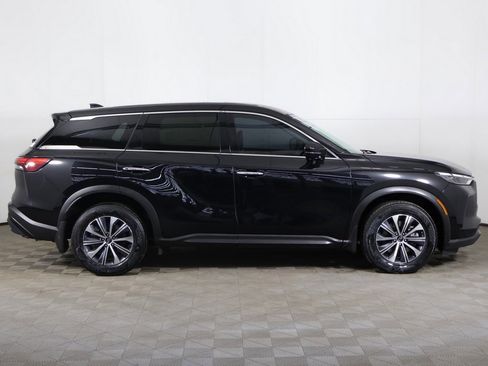 Used 2025 INFINITI QX60 Pure image 18