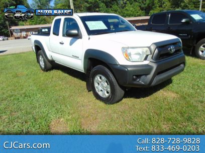 Used 2012 Toyota Tacoma 4x4 Access Cab V6 w/ Convenience Pkg