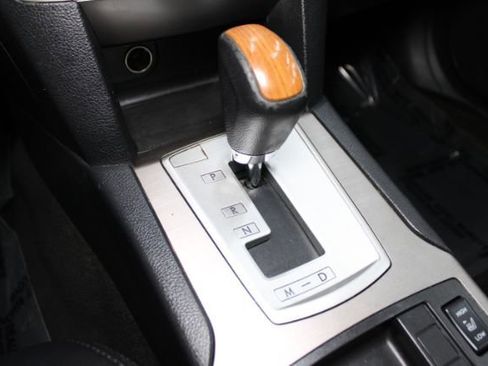 Used 2013 Subaru Outback 2.5i Limited image 13