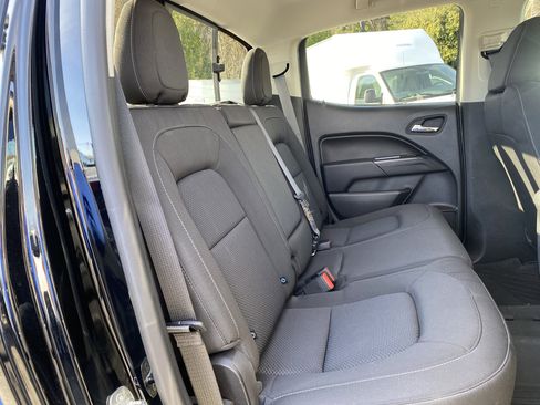 Used 2021 Chevrolet Colorado LT w/ LT Convenience Package image 34