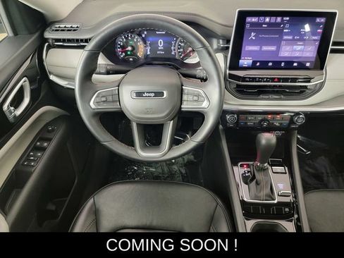 Used 2022 Jeep Compass Limited AWD/4WD image 25