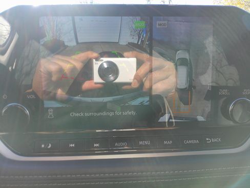 Used 2023 Nissan Rogue SL w/ SL Premium Package image 41