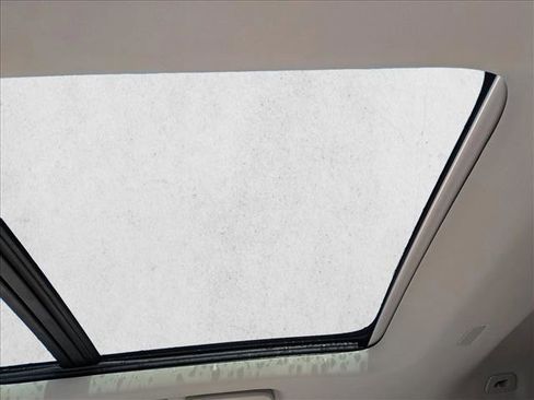 New 2026 Volvo XC90 T8 Ultra image 18