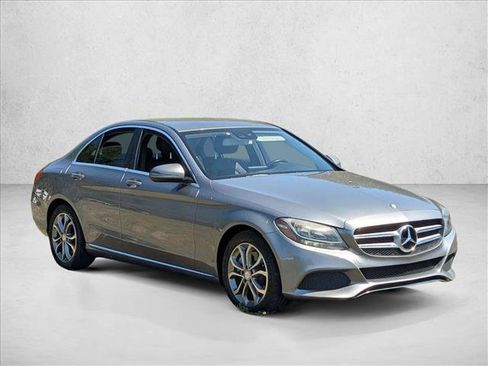 Used 2016 Mercedes-Benz C 300 Sedan image 3