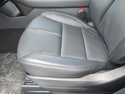 New 2025 Lincoln Aviator 2WD w/ Equipment Group 101A image 18