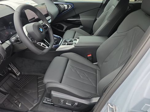 New 2026 BMW X3 xDrive30i w/ Premium Package AWD/4WD image 8