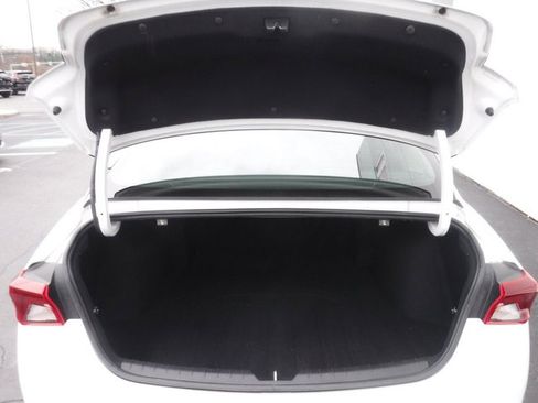 Used 2021 Kia K5 LXS image 31