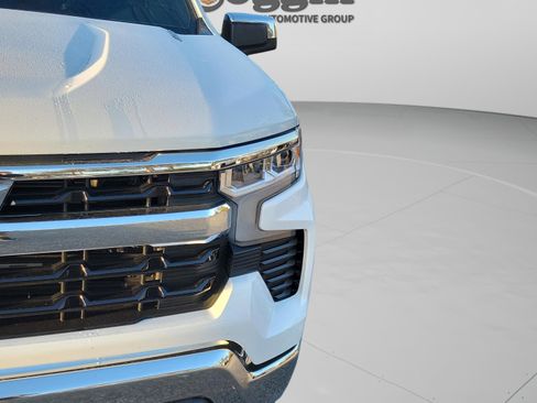 Used 2025 Chevrolet Silverado 1500 LT image 8