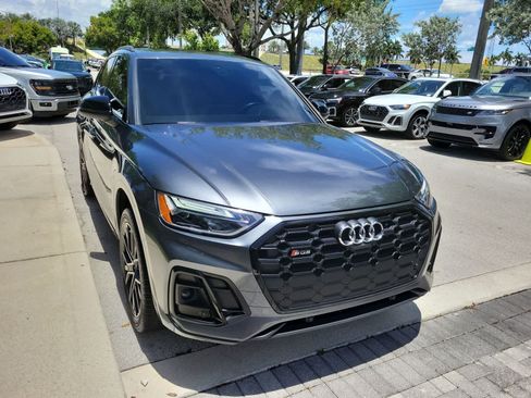 Used 2023 Audi SQ5 Premium Plus w/ Premium Plus Package AWD/4WD image 2