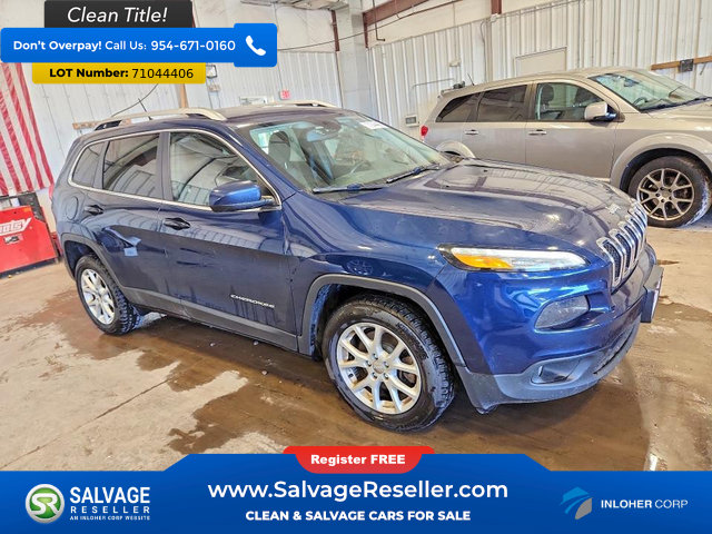 Used 2018 Jeep Cherokee Latitude w/ Cold Weather Group FWD image 5