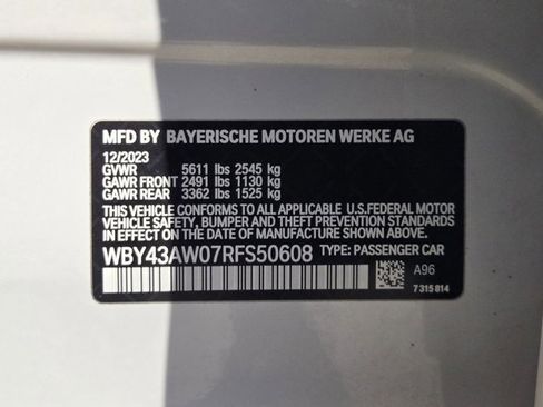 Used 2024 BMW i4 eDrive35 w/ Premium Package image 24