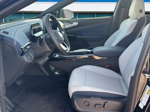 New 2025 Volkswagen ID.4 Pro S RWD image 21