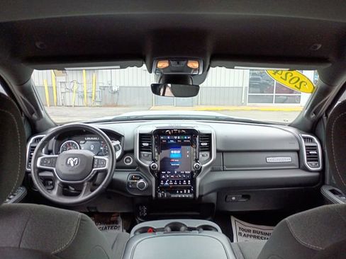 Used 2024 RAM 2500 Big Horn w/ Safety Group AWD/4WD image 9