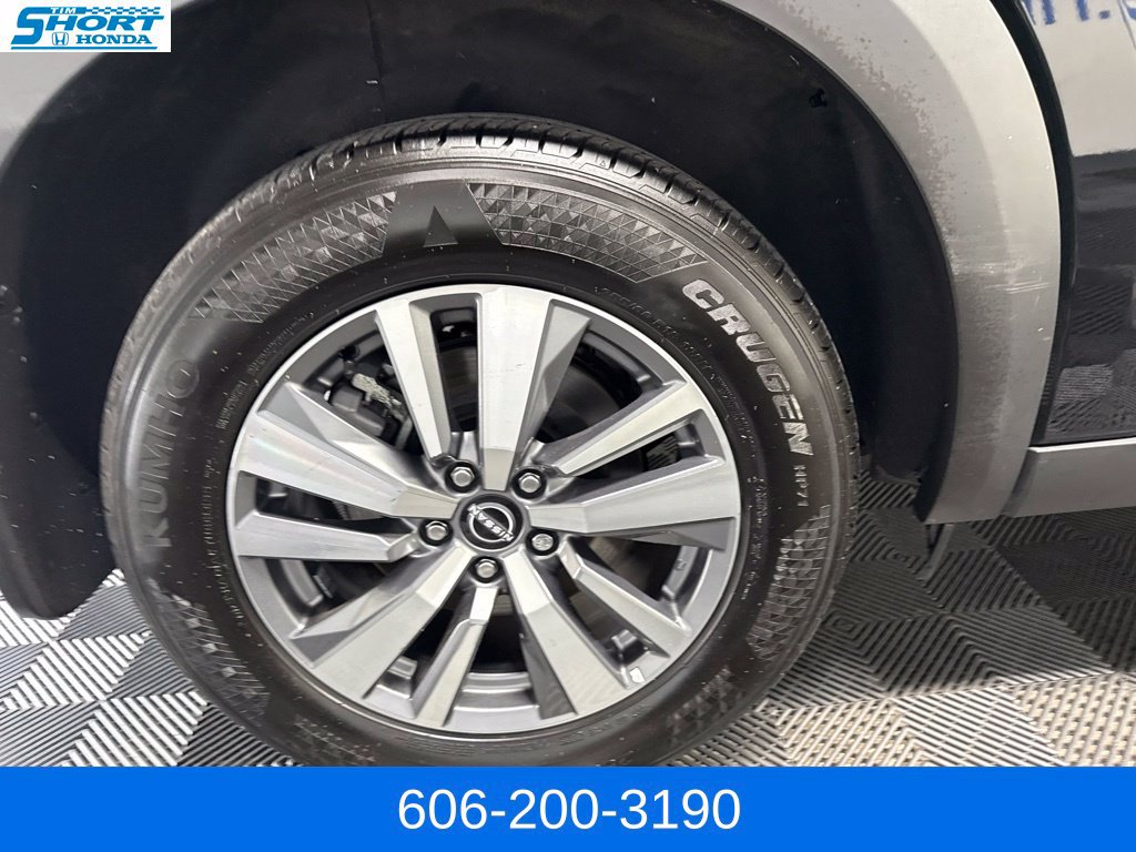 Used 2024 Nissan Pathfinder SL AWD/4WD image 5