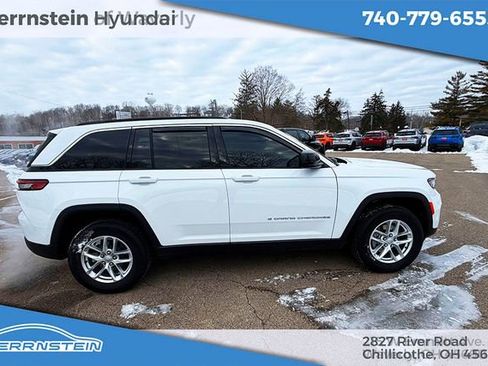 Used 2025 Jeep Grand Cherokee Laredo X AWD/4WD image 29