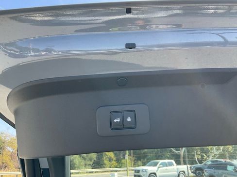 New 2026 Nissan Leaf Platinum+ image 10